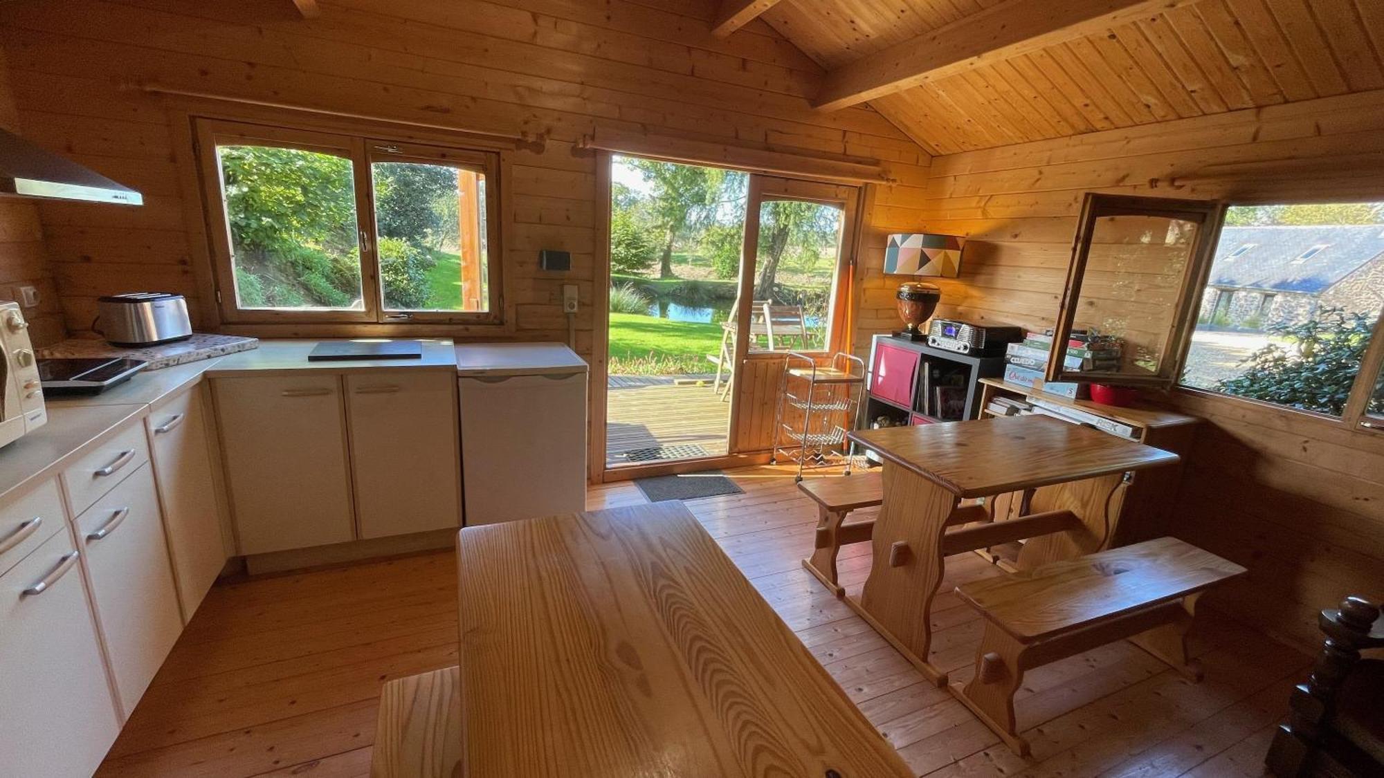Chambres D'Hotes Les Tilleuls Poullaouen Εξωτερικό φωτογραφία