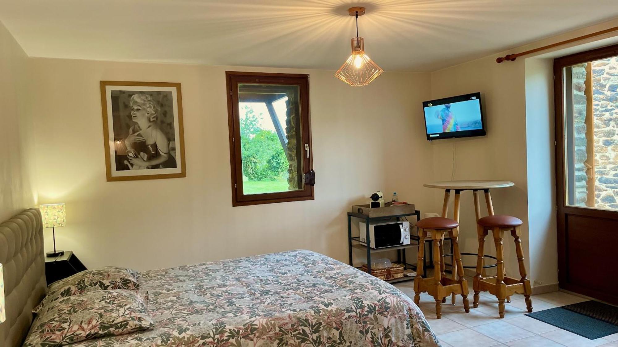 Chambres D'Hotes Les Tilleuls Poullaouen Εξωτερικό φωτογραφία
